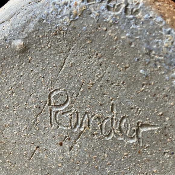 Set of 6 Studio Pottery large Handled Bowls or Shallow Large Mug Signed & Stamp - Picture 5 of 12